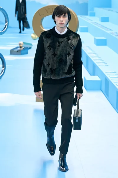 Look 34
